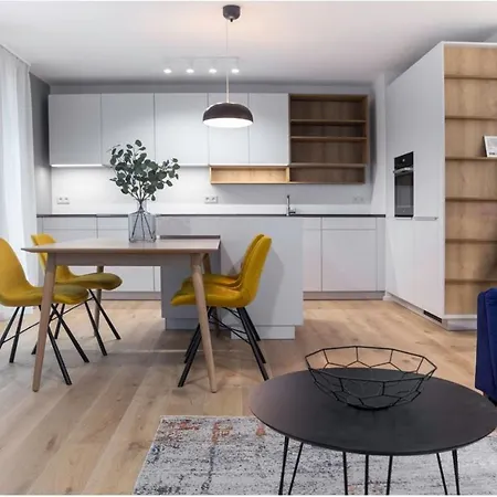 The Garden Loft Apartment